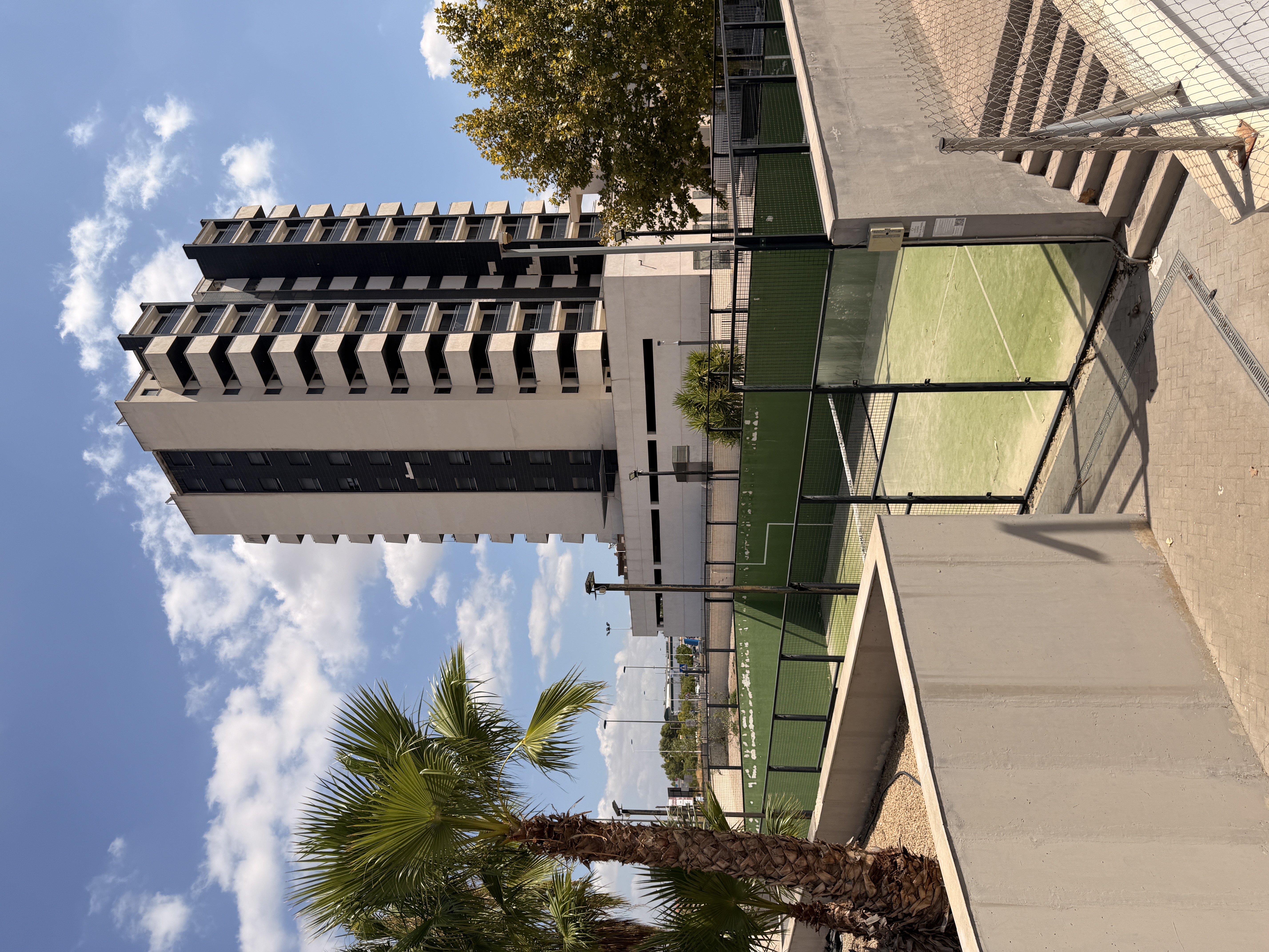 Bajos Reformados en Urba. Con Piscina y Pádel — foto 4